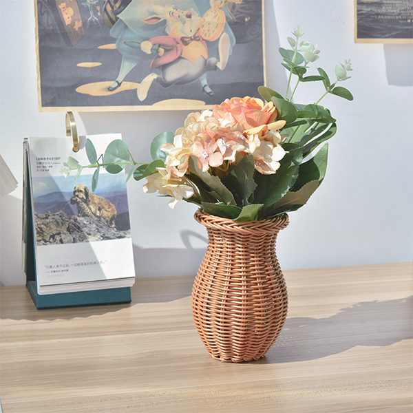 Flower-Basket-Rattan-Vase